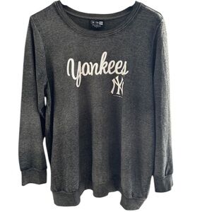 New Era Gray Yankees Sweatshirt